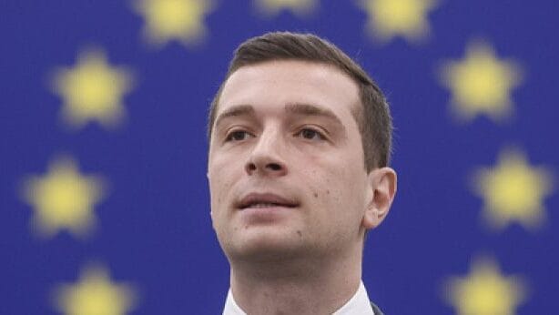 Guillaume Peltier et Marion Maréchal dépassent Bardella dans le classement des eurodéputés les moins actifs 5 Bardella