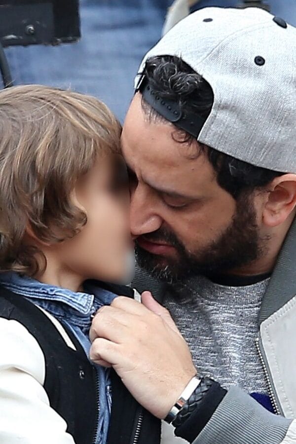 Cyril Hanouna parle de la scolarité de son fils : redoublement ou passage en classe supérieure ? 5 Cyril Hanouna parle de la scolarité de son fils