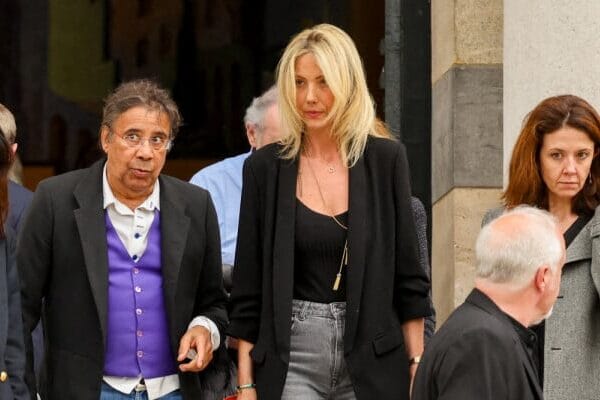 Isaure Le Faou : la compagne de Laurent Voulzy qui a volé la vedette aux obsèques de Thierry Ardisson 5 Isaure Le Faou