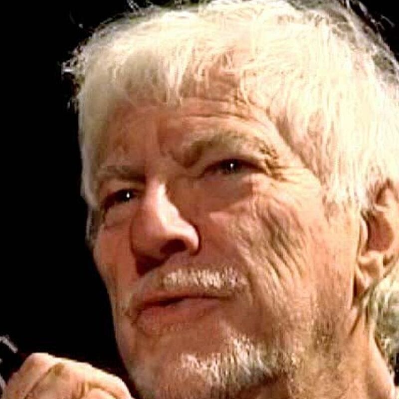 Pourquoi Hugues Aufray refuse de prendre sa retraite à 96 ans : la vraie raison révélée 5 Hugues Aufray