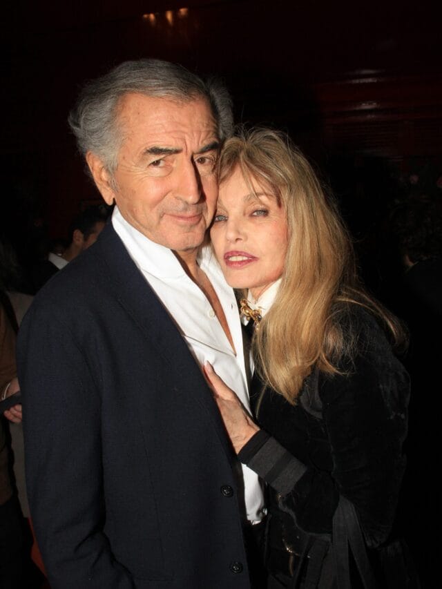 Arielle Dombasle : du scandale au grand amour avec Bernard-Henri Lévy
