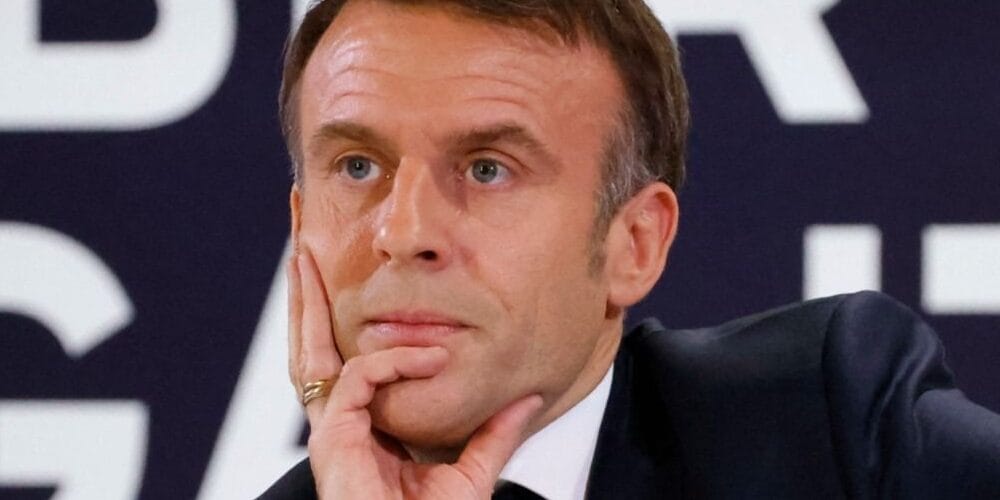 Emmanuel Macron furieux